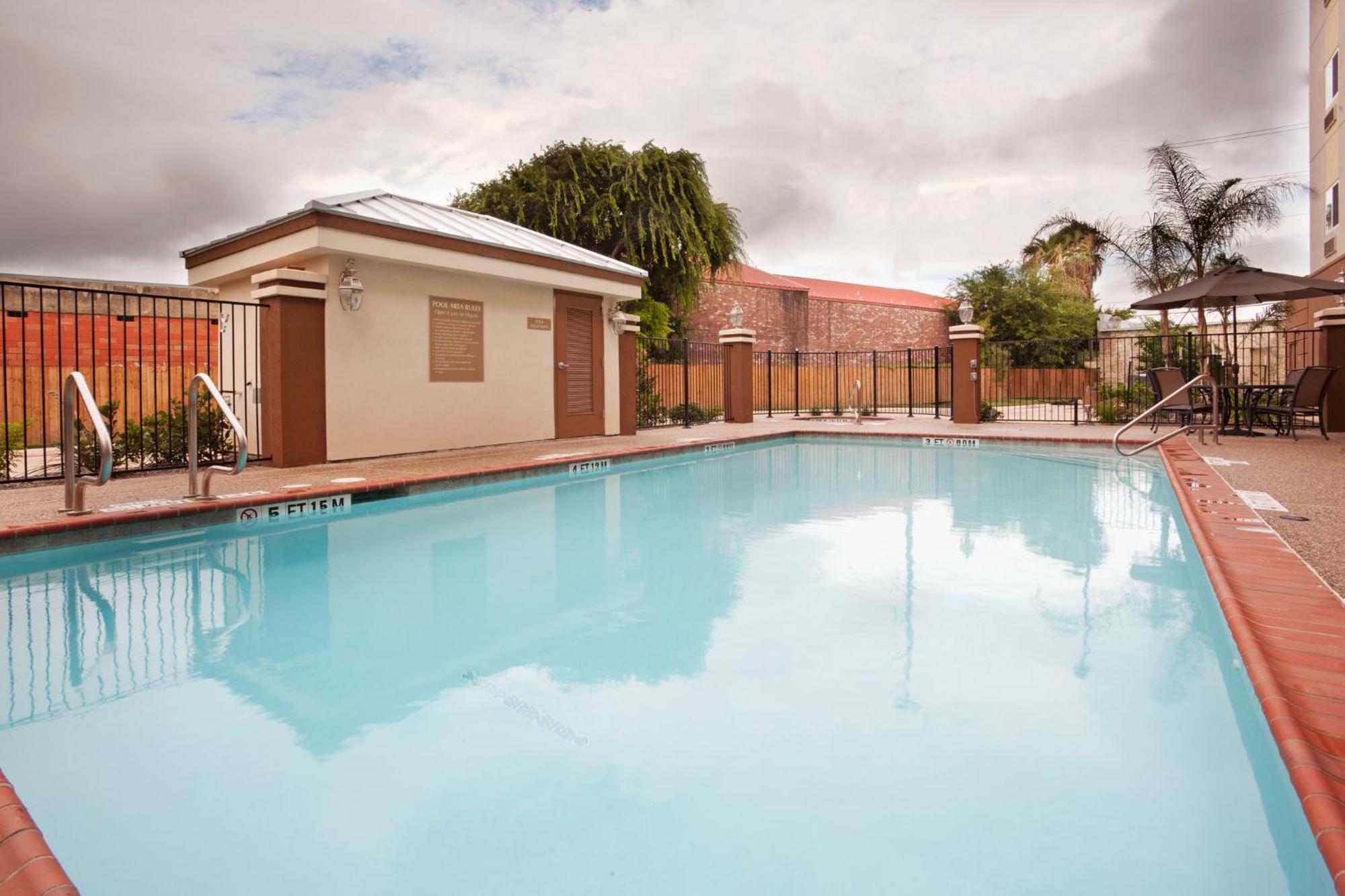 Candlewood Suites San Antonio Downtown By Ihg Bagian luar foto